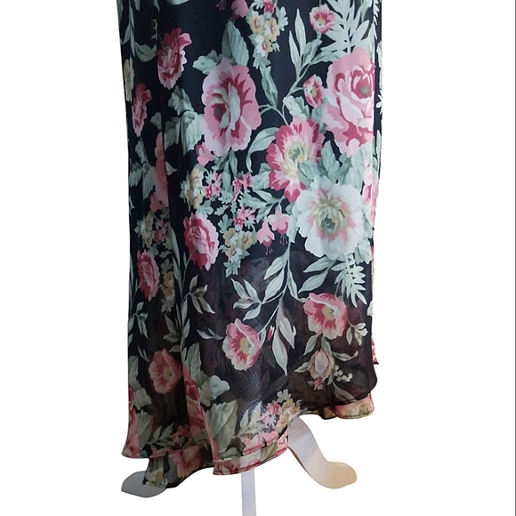 Positive Attitude Black with Pink Floral Flutter Sleeve Maxi Dress - Picture 3 of 8